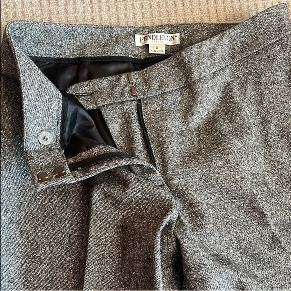 Pendleton Suit - Picture 7 of 8